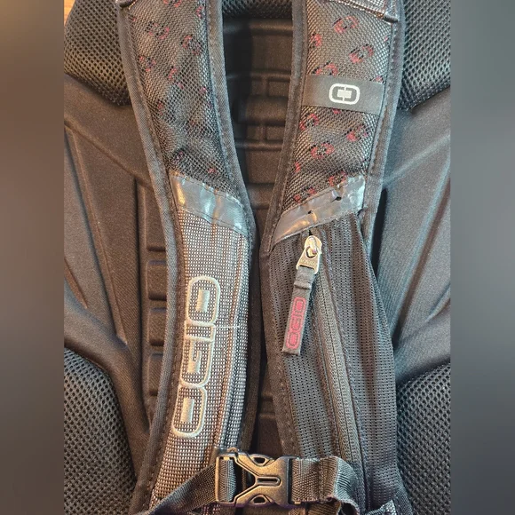 Ogio Renegade RSS 17" Black Pindot Laptop Backpack Carrying Case Tablet Bag - Picture 11 of 14